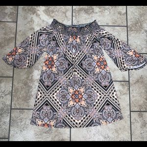 Juniors off the shoulder dress